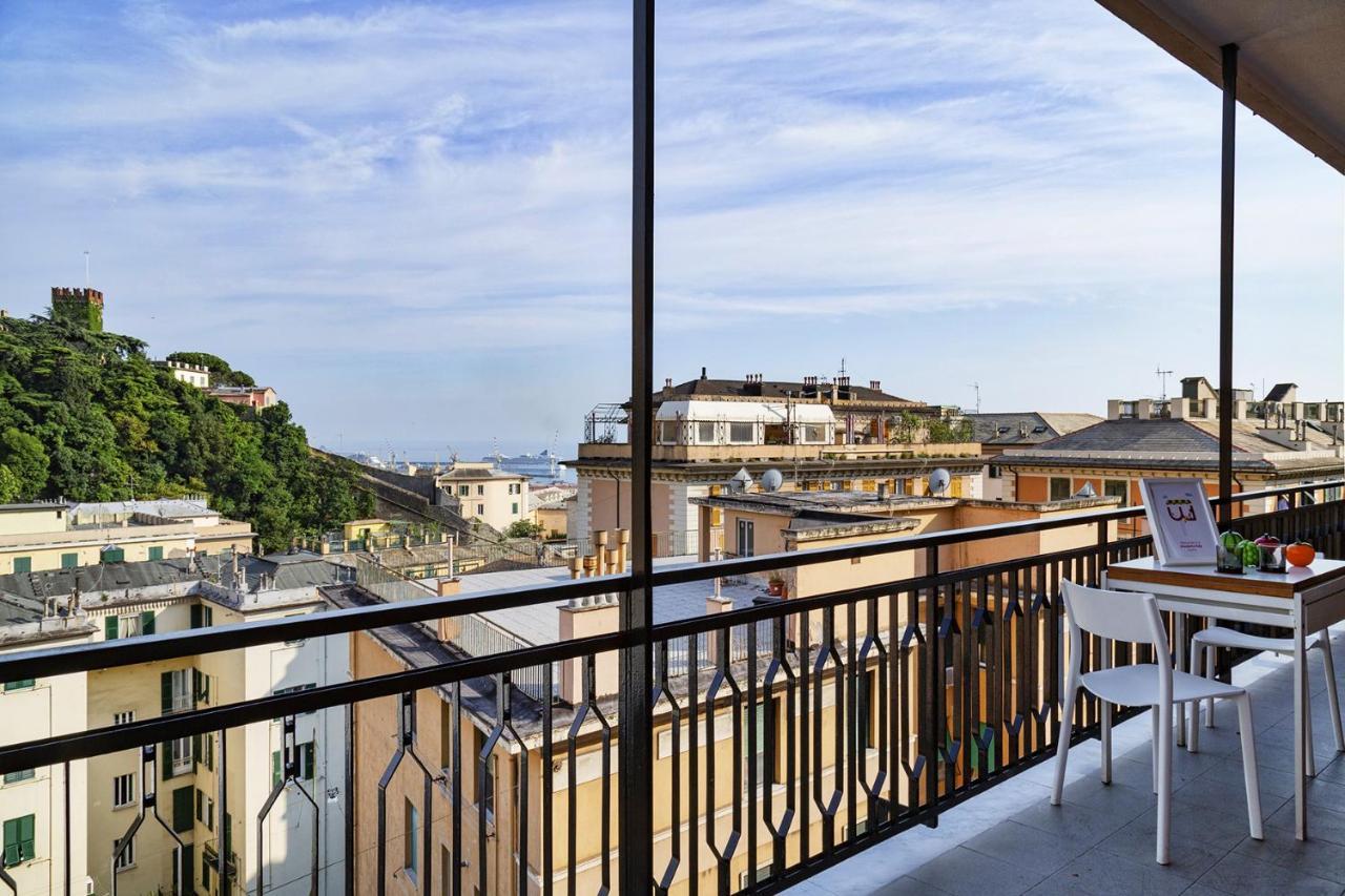 Postcard From Castello D'Albertis By Wonderful Italy Apartment Genoa Bagian luar foto